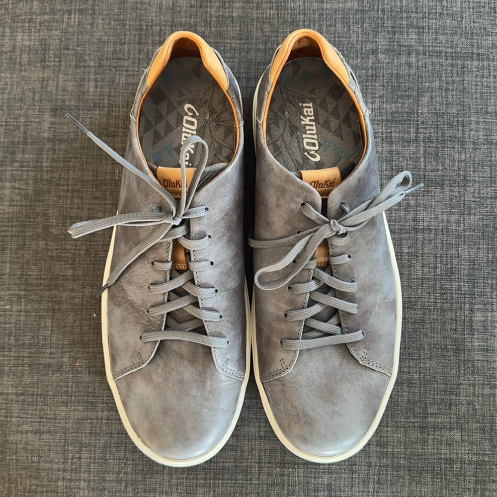 Olukai men’s sneakers, 10.5 - Like new!
